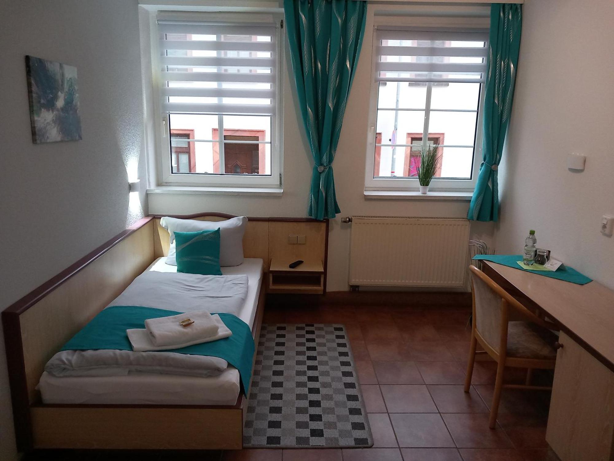 Hotel Eintracht Mittweida Bagian luar foto
