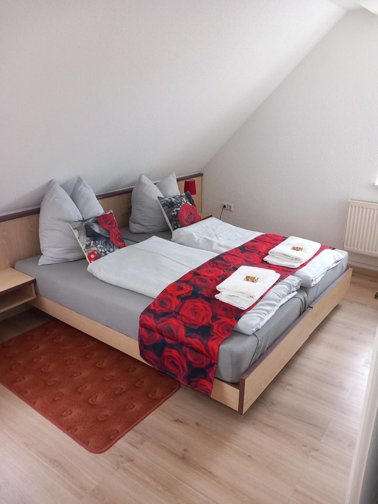 Hotel Eintracht Mittweida Bagian luar foto